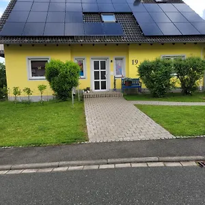 Gelbes Haus Heldritt Apartment